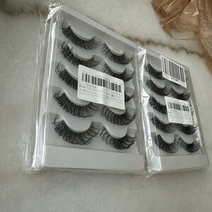 2 sets of lash strips brand new